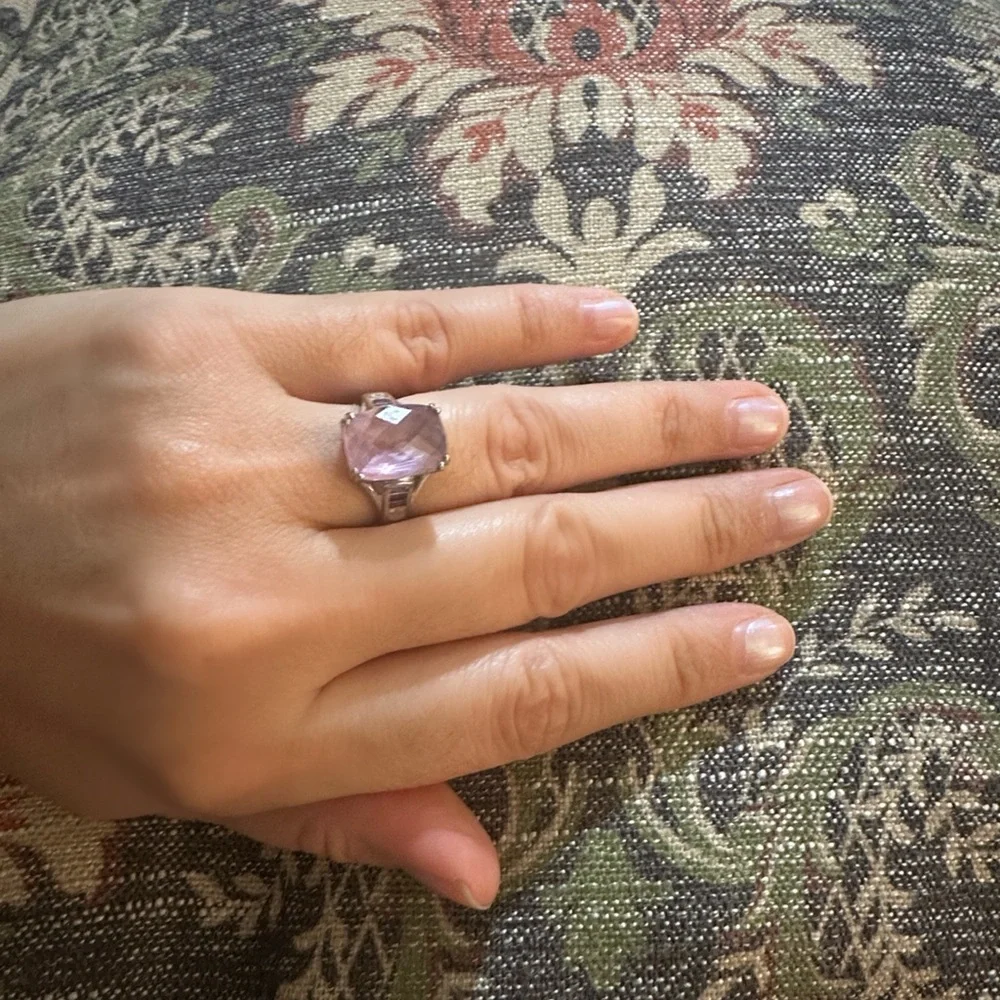 Elegant Purple Gemstone Vintage Ring